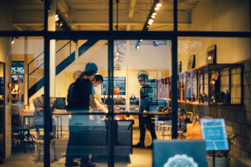 Collaborative meeting in a modern Japanese workspace